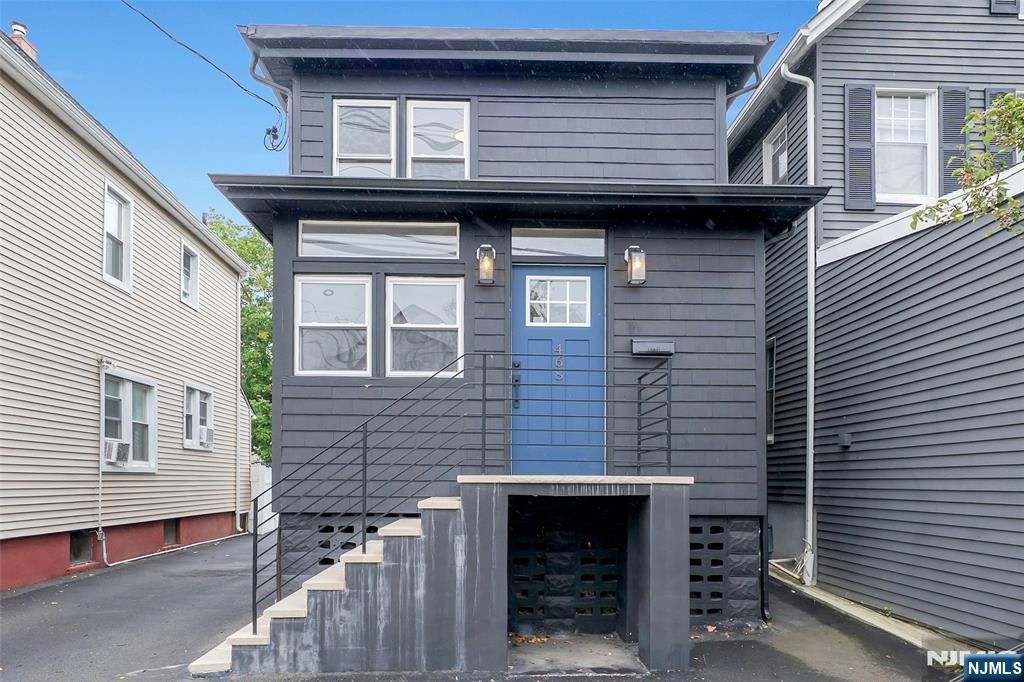 Photo of 468 Valley Street, Orange, NJ 07050 (MLS # 25037195)