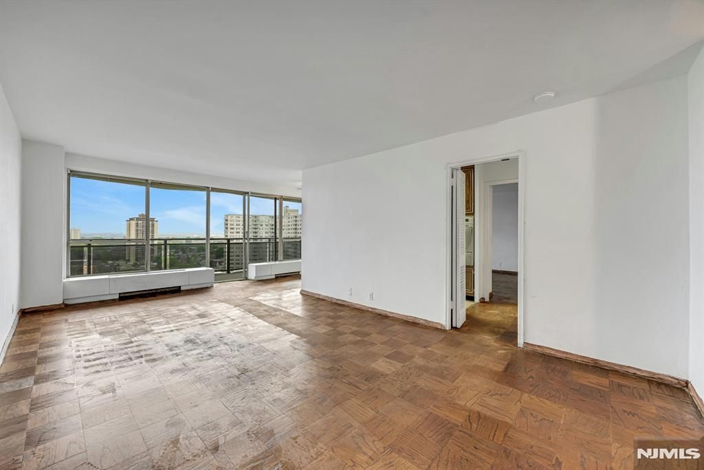 Photo of 2077 Center Avenue #20C, Fort Lee, NJ 07024 (MLS # 26016026)