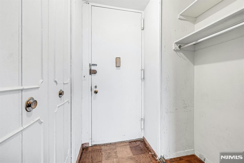 Photo of 2077 Center Avenue #20C, Fort Lee, NJ 07024 (MLS # 26016026)