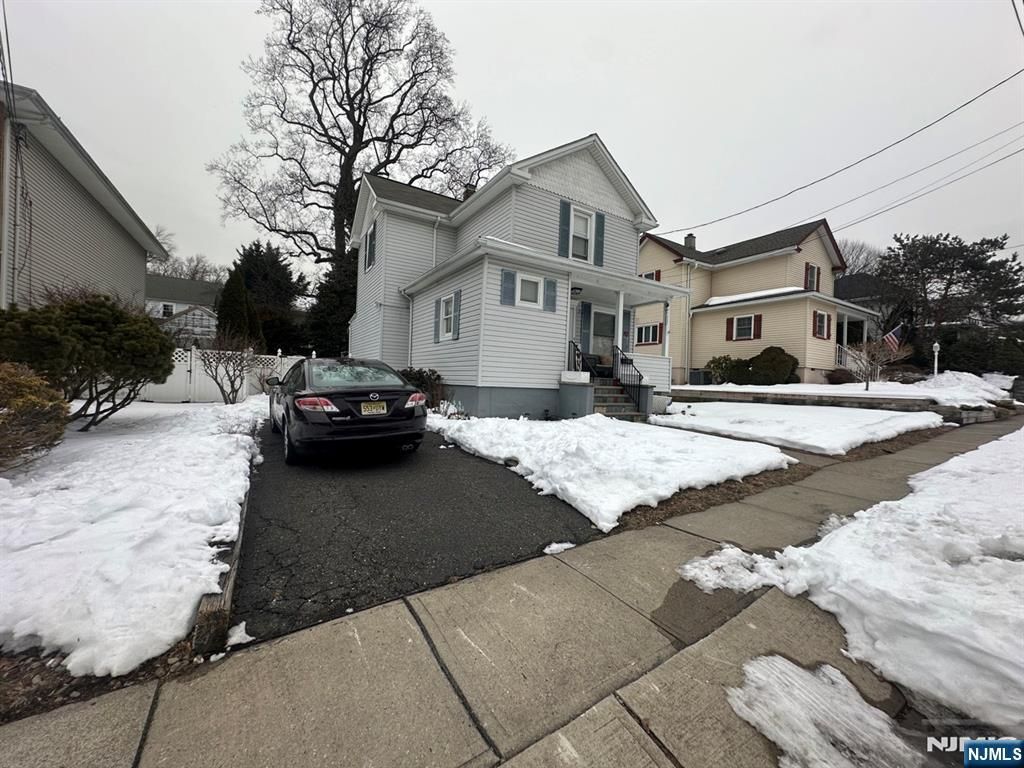 Photo of 117 Maitland Avenue, Hawthorne, NJ 07506 (MLS # 26004837)