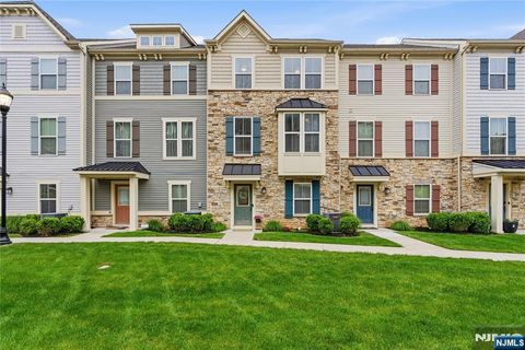 Photo of 706 Bayside Court, South Amboy, NJ 08879 (MLS # 26018850)