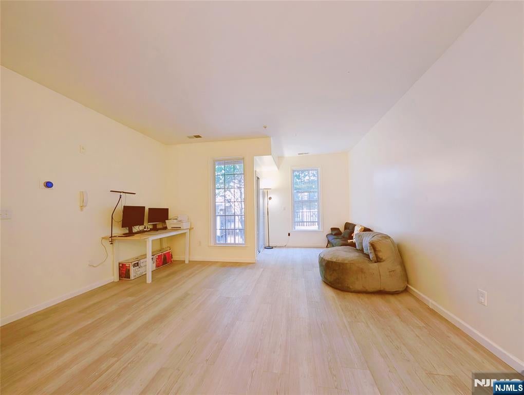 200 Dey Street 258