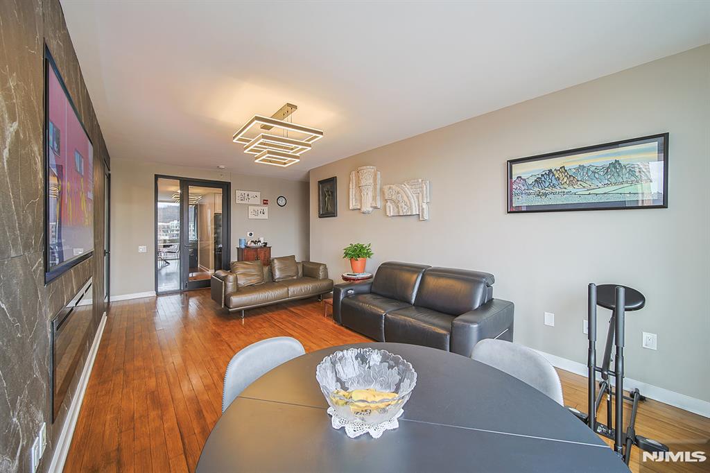 612 Hudson Park 612