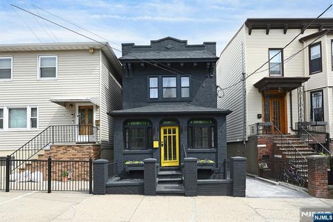 372 Webster Avenue Jersey City NJ 07307