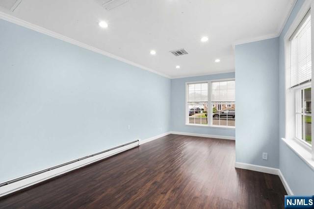 Point Pleasant, New Jersey 08742, United States, 4 Bedrooms Bedrooms, ,1 BathroomBathrooms,Residential,Pending,51571