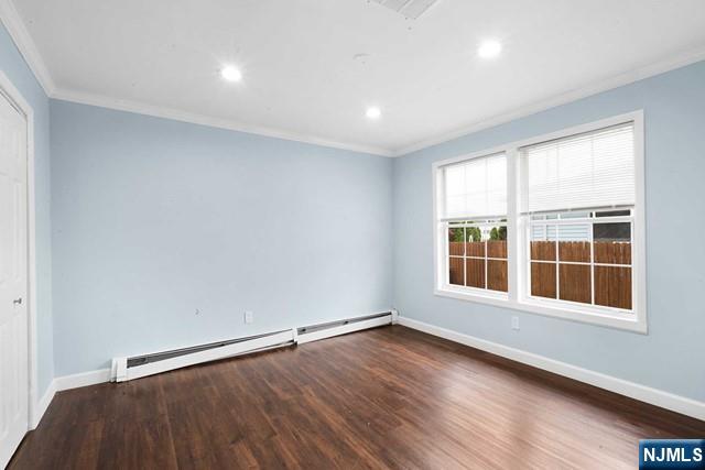 Point Pleasant, New Jersey 08742, United States, 4 Bedrooms Bedrooms, ,1 BathroomBathrooms,Residential,Pending,51571