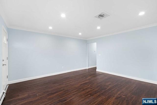 Point Pleasant, New Jersey 08742, United States, 4 Bedrooms Bedrooms, ,1 BathroomBathrooms,Residential,Pending,51571