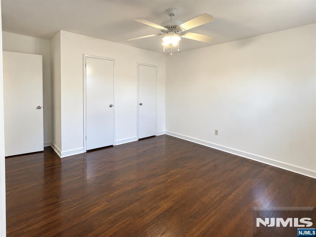 715 Broad Avenue 4