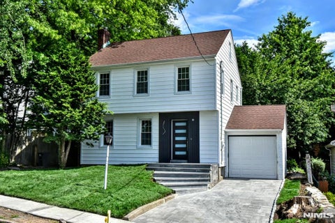 Photo of 46 Tenney Avenue, River Edge, NJ 07661 (MLS # 26014162)