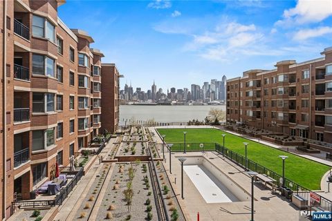 20 Ave At Port Imperial 321 West New York NJ 07093