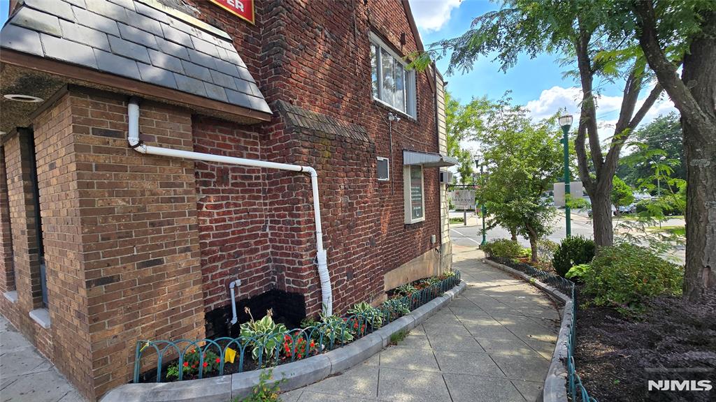 426 Cedar Lane