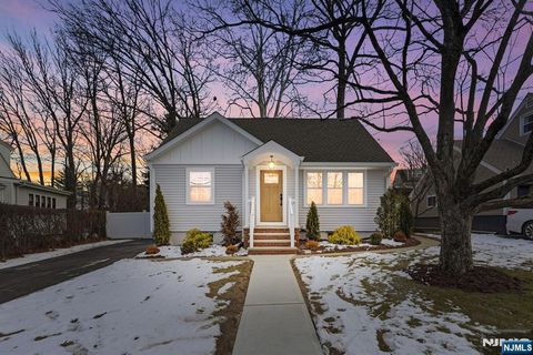 219 Sanzari Place Maywood NJ 07607