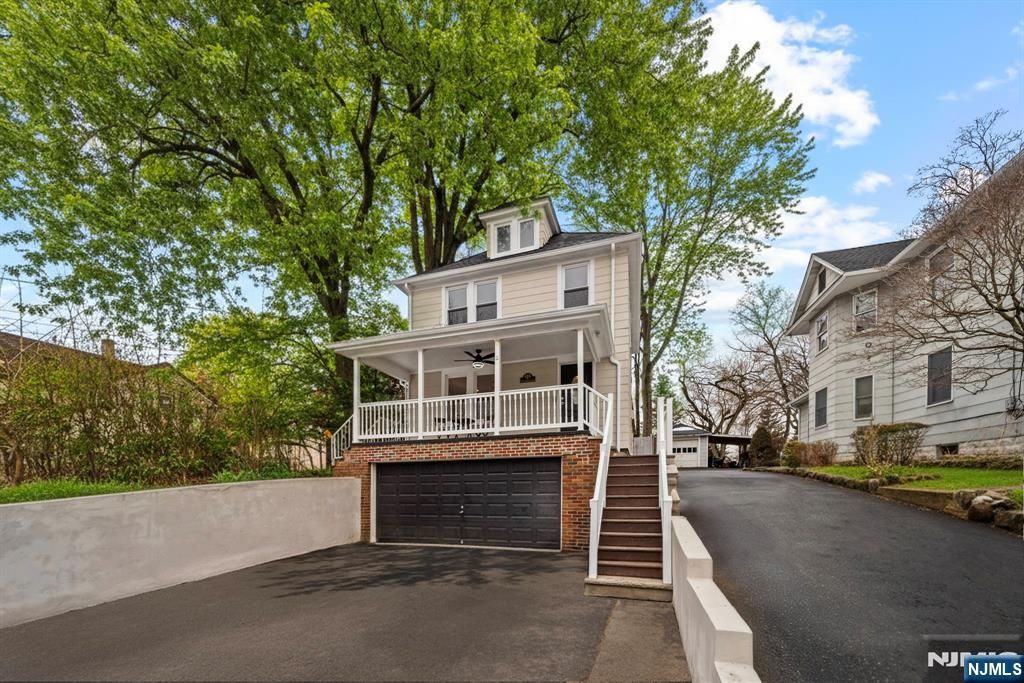 Photo of 488 Kinderkamack Road, Westwood, NJ 07675 (MLS # 26005985)