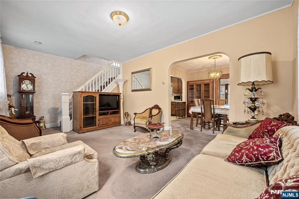 Photo of 78 Floyd Avenue, Bloomfield, NJ 07003 (MLS # 26010950)