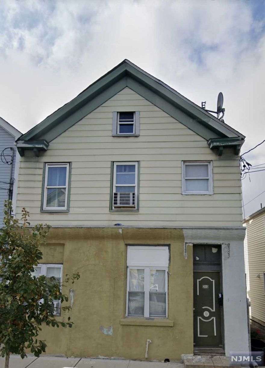 Don't miss the opportunity , 2 family house . The first floor 1 bedroom, 1 bathroom , living room and kitchen . The second floor 2 bedrooms , 1 bathroom , living room and kitchen. The house as is deal .