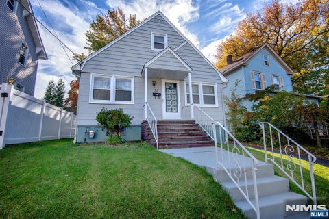 Photo of 53 Sunnyside Avenue, Dumont, NJ 07628 (MLS # 26040422)