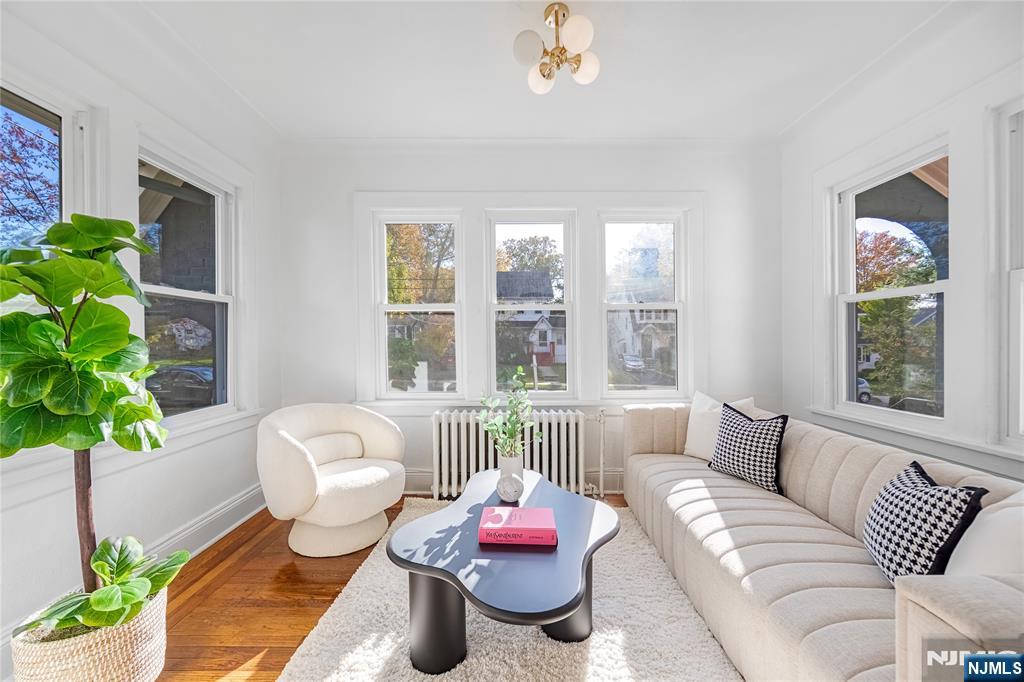 341 Van Buren Avenue