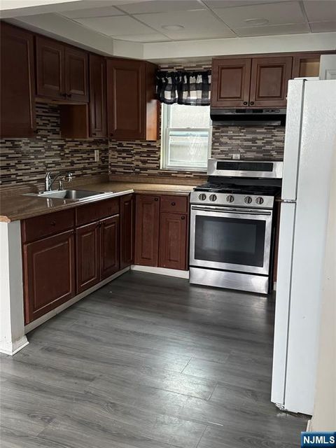 Photo of 278 Ackerman Ave #2nd FL, Clifton, NJ 07011 (MLS # 26006326)