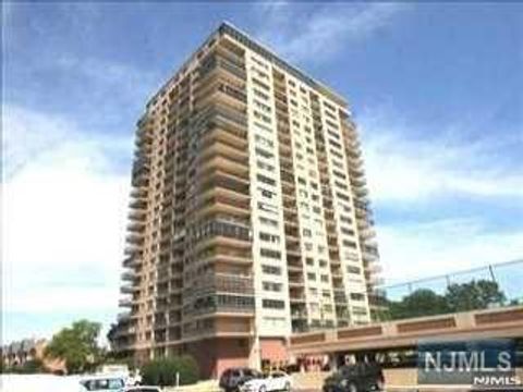 Photo of 1203 River Rd #21M, Edgewater, NJ 07020 (MLS # 25041161)