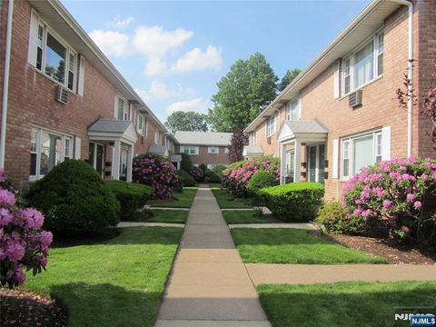 Photo of 60 Columbia Ave #5, Dumont, NJ 07628 (MLS # 26012736)