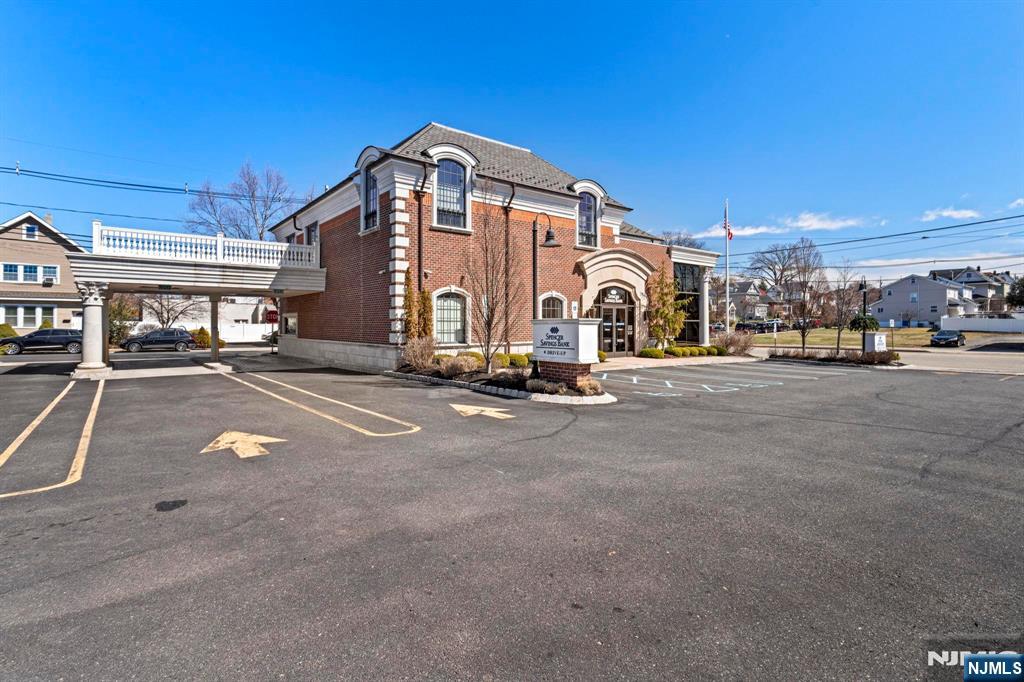 177 Valley Boulevard