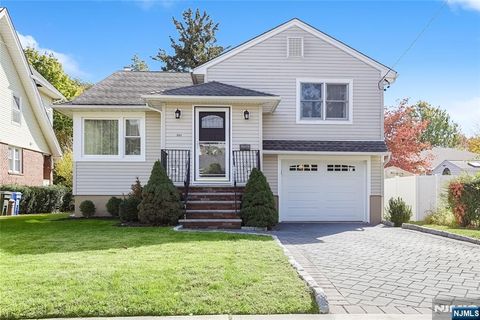 Photo of 193 Prospect Pl, Rutherford, NJ 07070 (MLS # 25043147)