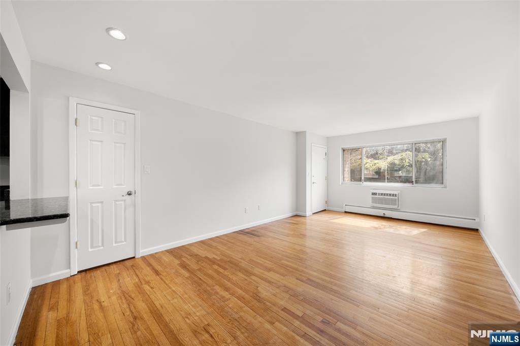1315 Anderson Avenue 27
