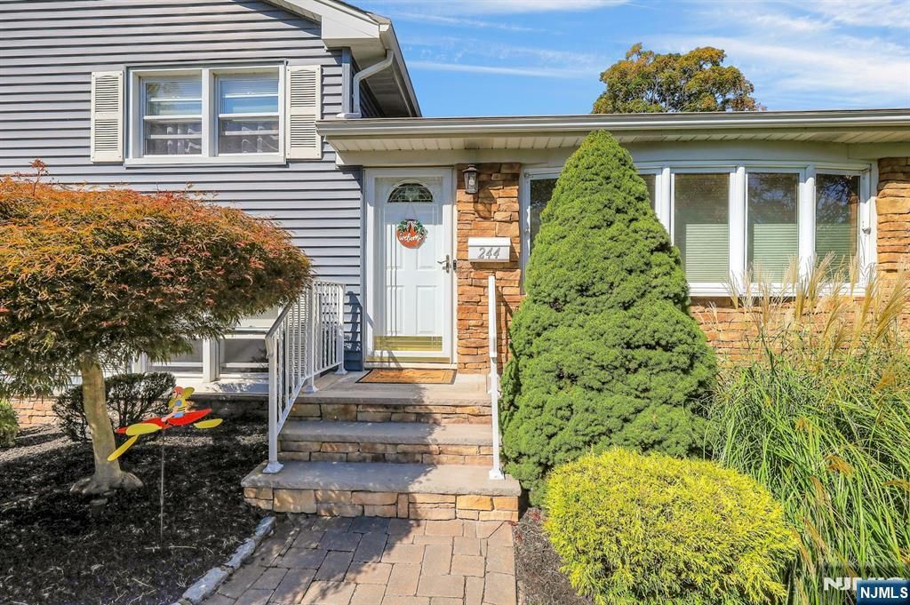 Photo of 244 Devon Road, Twp of Washington, NJ 07676 (MLS # 25034133)