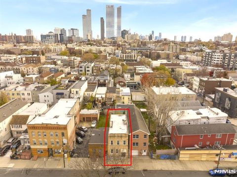 Photo of 12 Wright Avenue, Jersey City, NJ 07306 (MLS # 25041319)