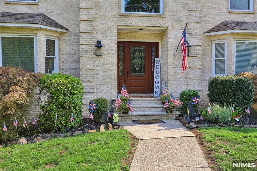 17 Rosenbrook Drive