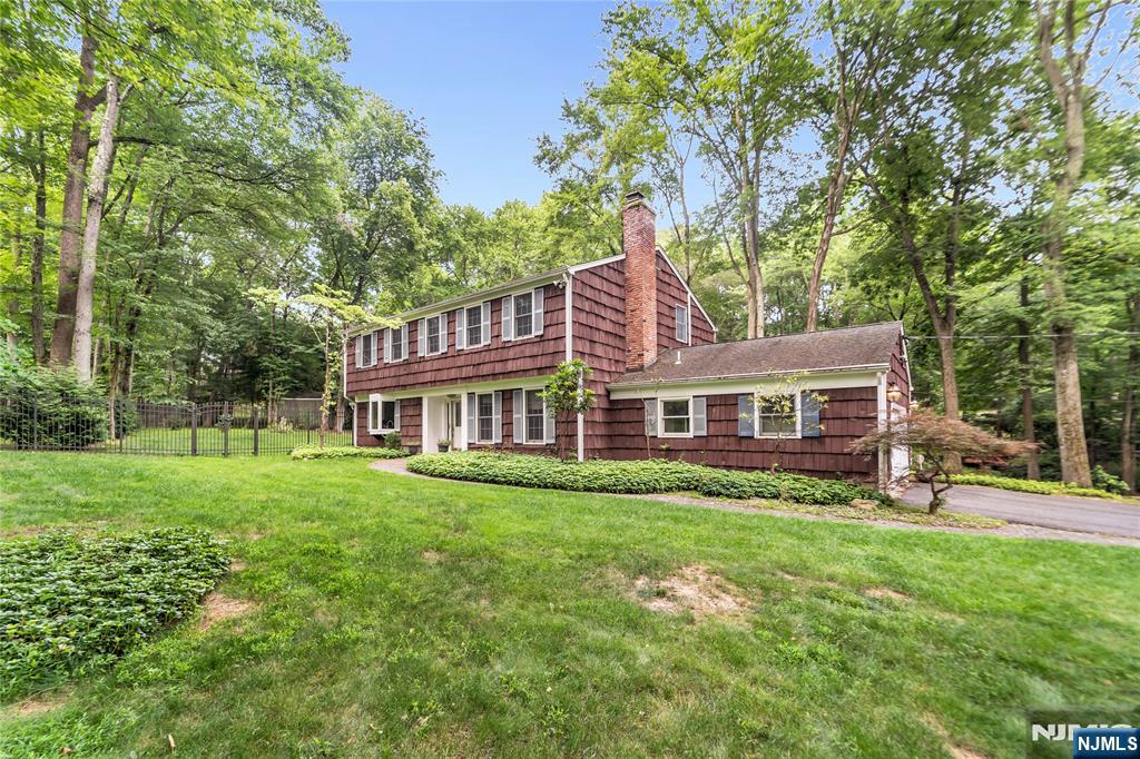 84 Briarwood Avenue