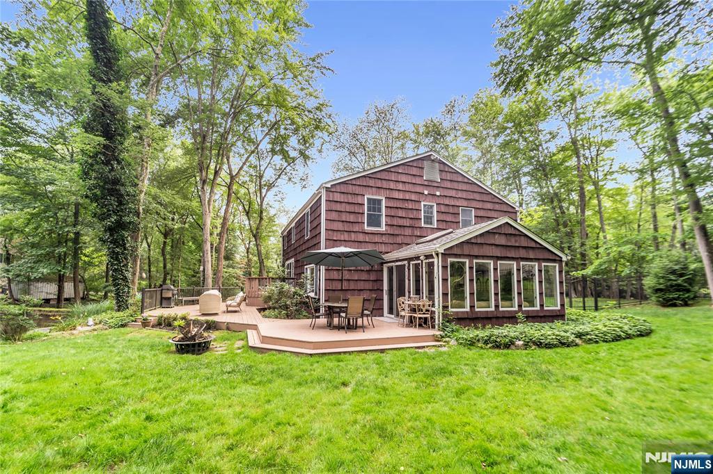 84 Briarwood Avenue