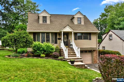 Photo of 91 Ridgewald Avenue, Waldwick, NJ 07463 (MLS # 26026602)