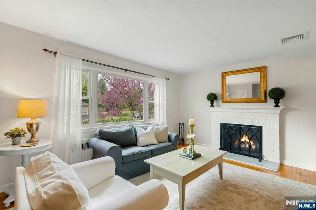 Photo of 96 Lakewood Avenue, Ho-Ho-Kus, NJ 07423 (MLS # 26008863)