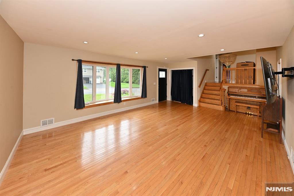 87 Revere Avenue
