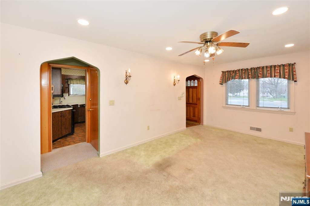 Photo of 416 Plaza Road, Fair Lawn, NJ 07410 (MLS # 26010480)