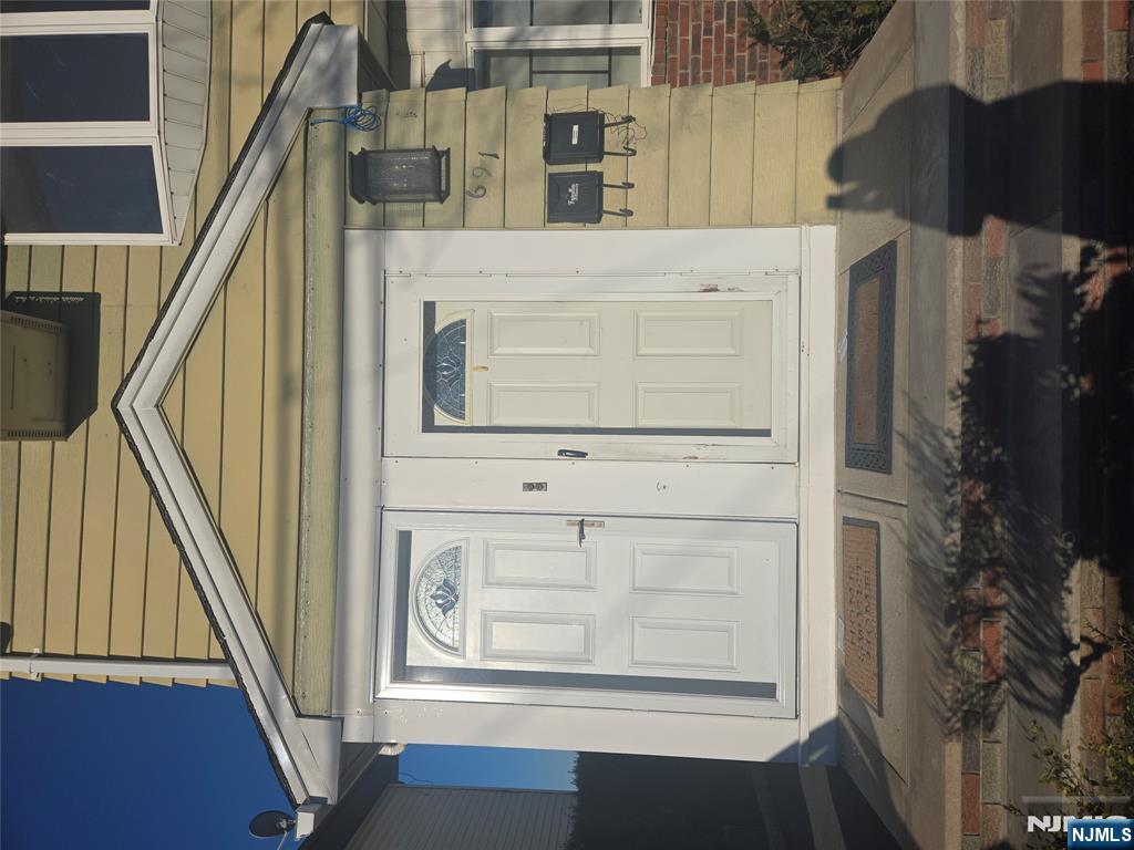 691 9th Street Floor 2