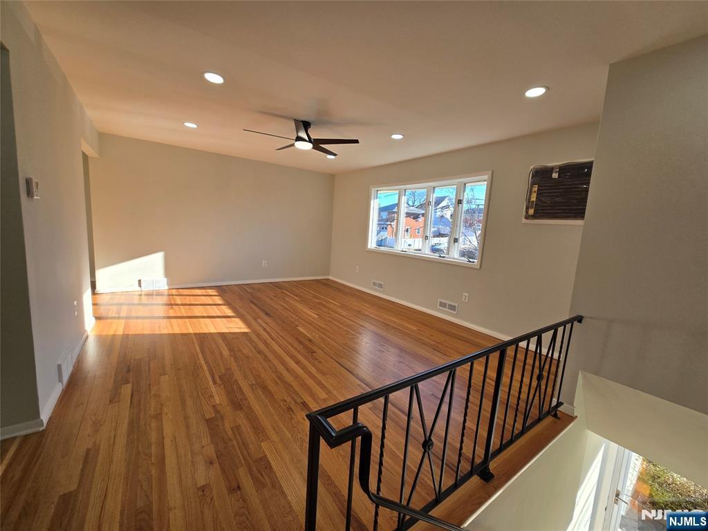 691 9th Street Floor 2