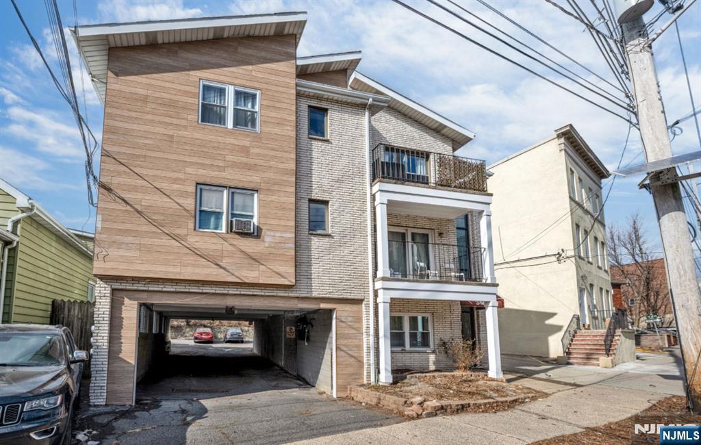 Rental Property at 349 Gorge Rd, Cliffside Park, New Jersey - Bedrooms: 2 
Bathrooms: 2 
Rooms: 4  - $2,700 MO.