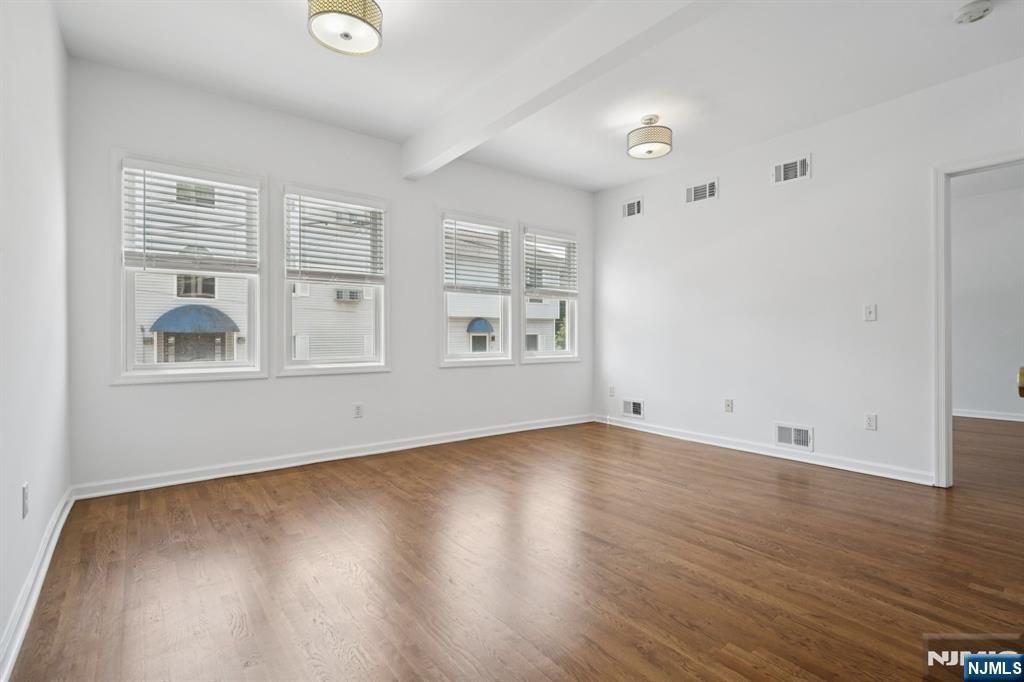 5 Grant Street 1F