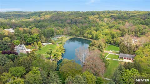 Photo of 116 E Saddle River Road, Saddle River, NJ 07458 (MLS # 26015860)