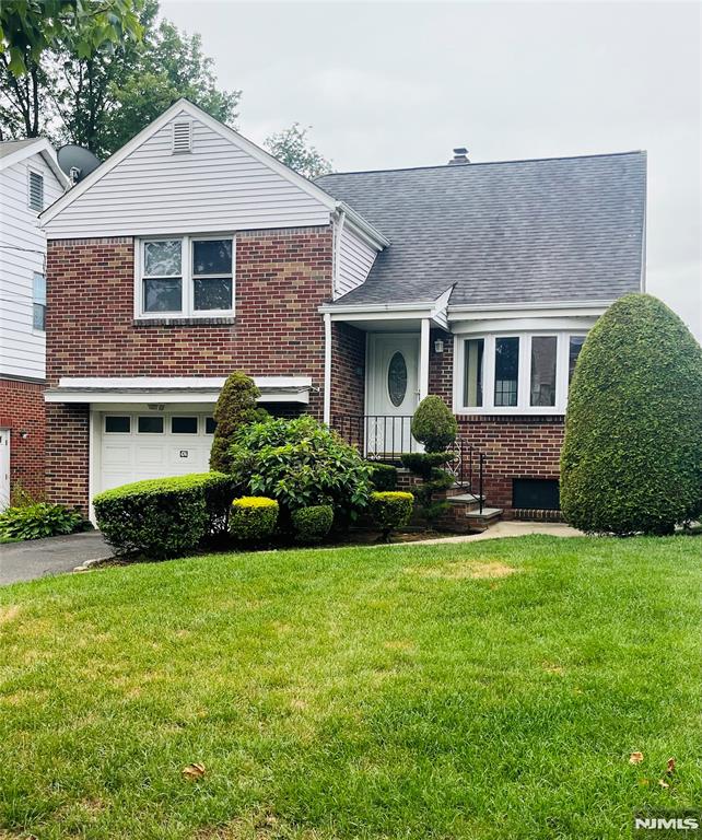 Wood Ridge, New Jersey 07075, United States, 3 Bedrooms Bedrooms, ,2 BathroomsBathrooms,Residential,Active,193916