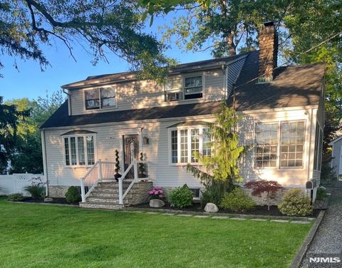 17 West Drive Montvale NJ 07645