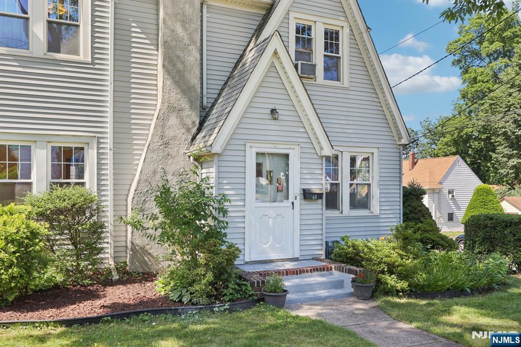88 Lindbergh Boulevard