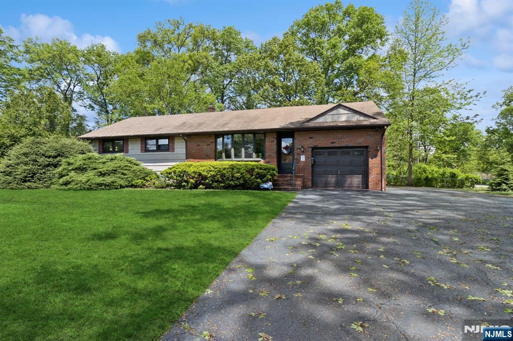 Property for Sale at 17 Virginia Avenue, Pequannock Twp, New Jersey - Bedrooms: 3 
Bathrooms: 2 
Rooms: 8  - $649,900