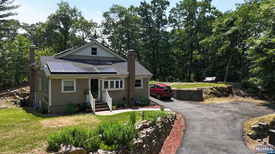 Assumable loan under 3% interest !! - Ranch - Custom-built residence features 3 bedrooms and 1 full bath, offering everything in a brand-new condition. The home boasts a brand new fresh kitchen, massive modernized bathroom, and a spacious living/dining area with high ceilings and Skylights. creating an open and inviting ambiance. All bedrooms are Oversized and equipped with ample closet space. Upgrades includes new roof, solar, HVAC system, central air conditioning, electrical, and a brand-new septic system. MOVE IN READY. Situated in an exceptionally Flat private(12,48sqft) .28 Acre lot, 6+ Ample Parking! Car charger for Tesla/ All electric cars! Everything is clean and brand new!