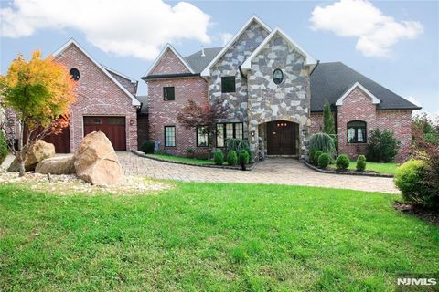 51 Columbus Avenue Totowa NJ 07512