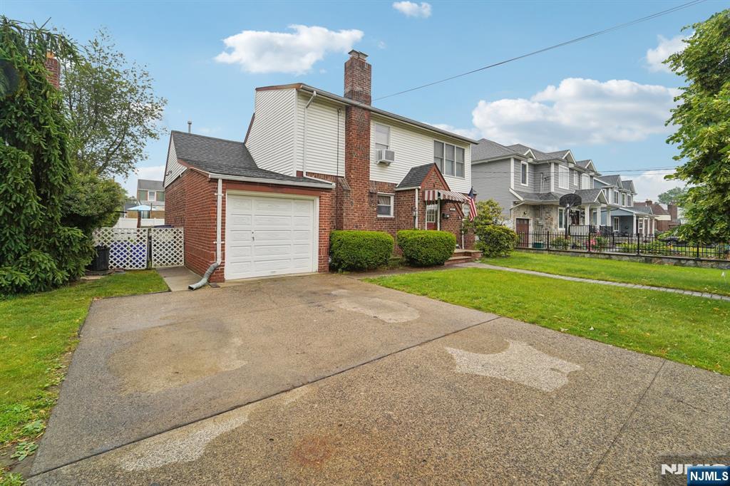 608 Fair Lawn Parkway