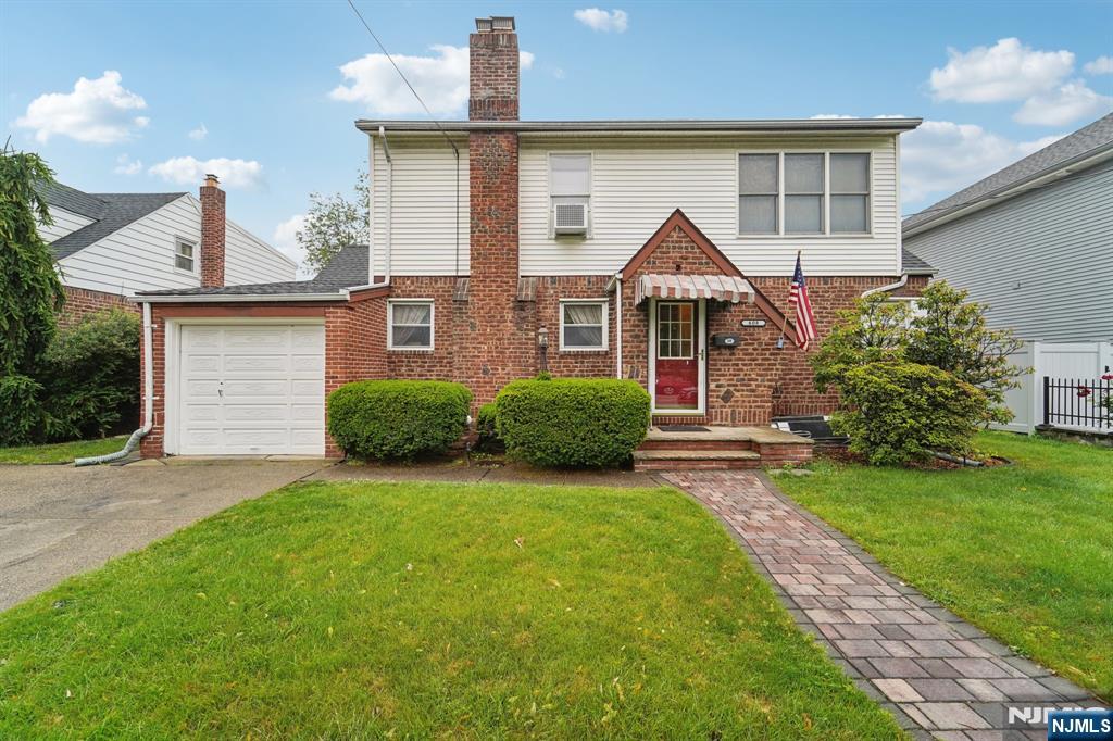 Photo 1 of 608 Fair Lawn Parkway, Saddle Brook, New Jersey, $610,000, Web #: 325019004