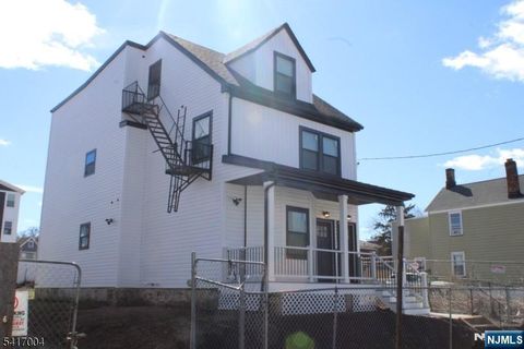 Photo of 10 Bruen Avenue, Irvington, NJ 07111 (MLS # 26009776)